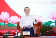 Top leader asks Son La to become ecological agriculture, agro-processing, tourism hub